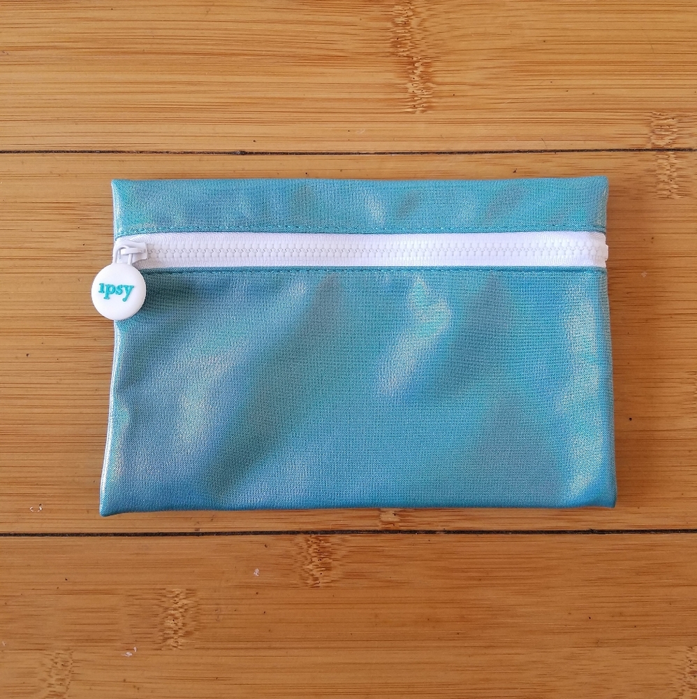 NEW ipsy Makeup Bag